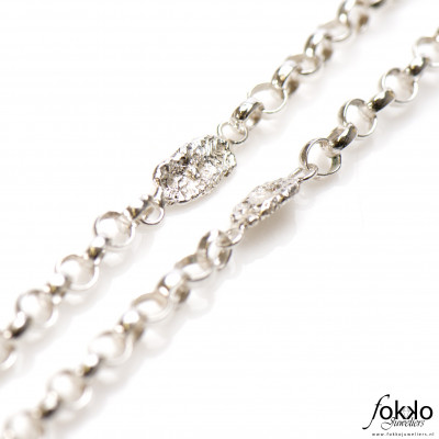 Piet piet ketting | Surinaamse culturele sieraden | Surinaamse juwelier