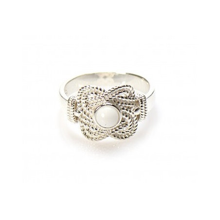 Mattenklopper ring witte steen | Mattenklopper winti ring