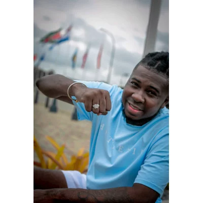 Mattenklopper ring (maat M). Surinaamse sieraden. Surinaamse ring.