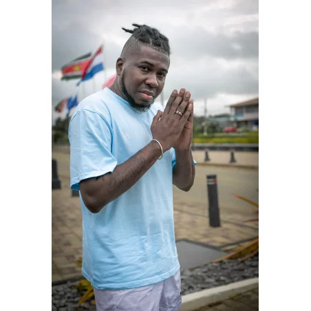 Boei ring met vuist. Surinaamse sieraden. Surinaamse Ring.