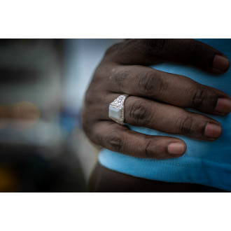 Surinaamse ring met witte steen | Surinaamse ring | Winti ring 2